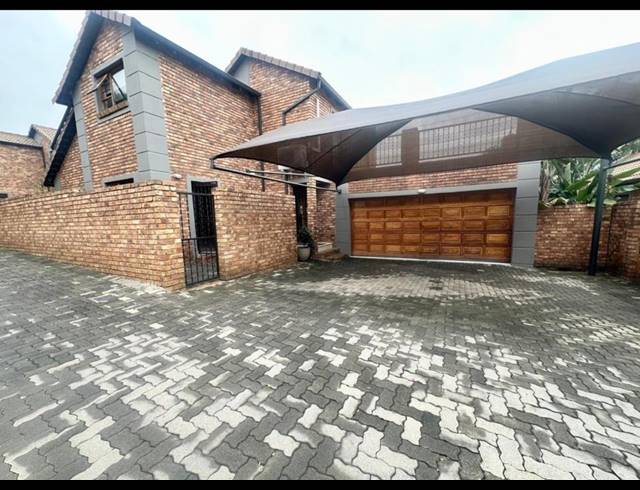 2 BEDROOM TOWNHOUSE FOR SALE IN MEYERSDAL